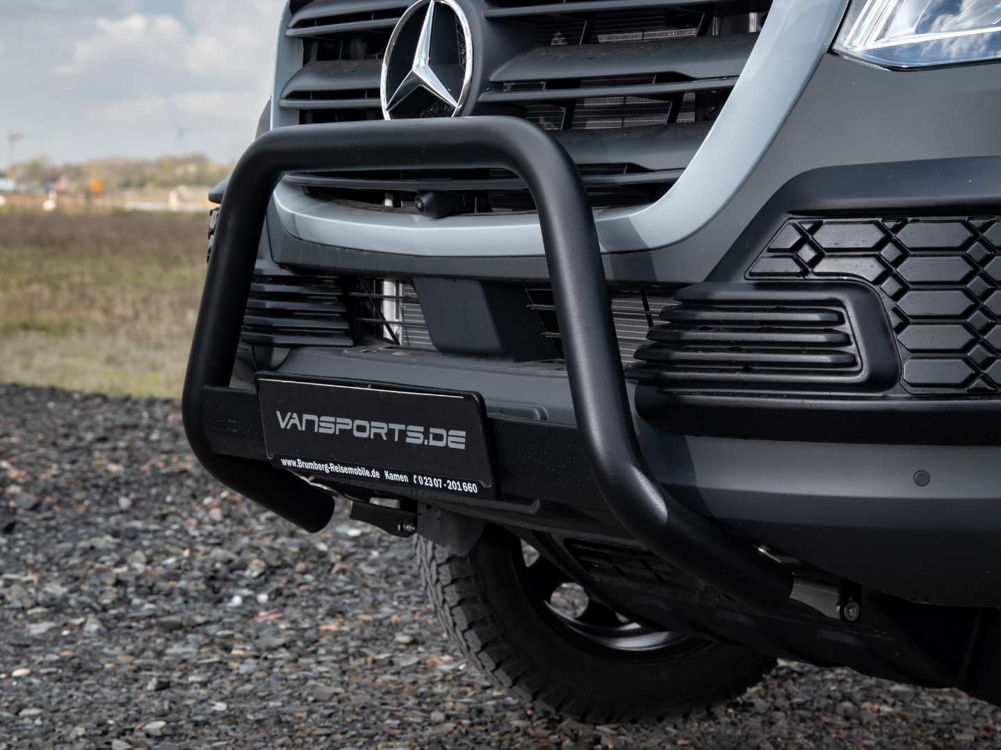 Edelstahl-Frontbügel für Mercedes-Benz Sprinter 907