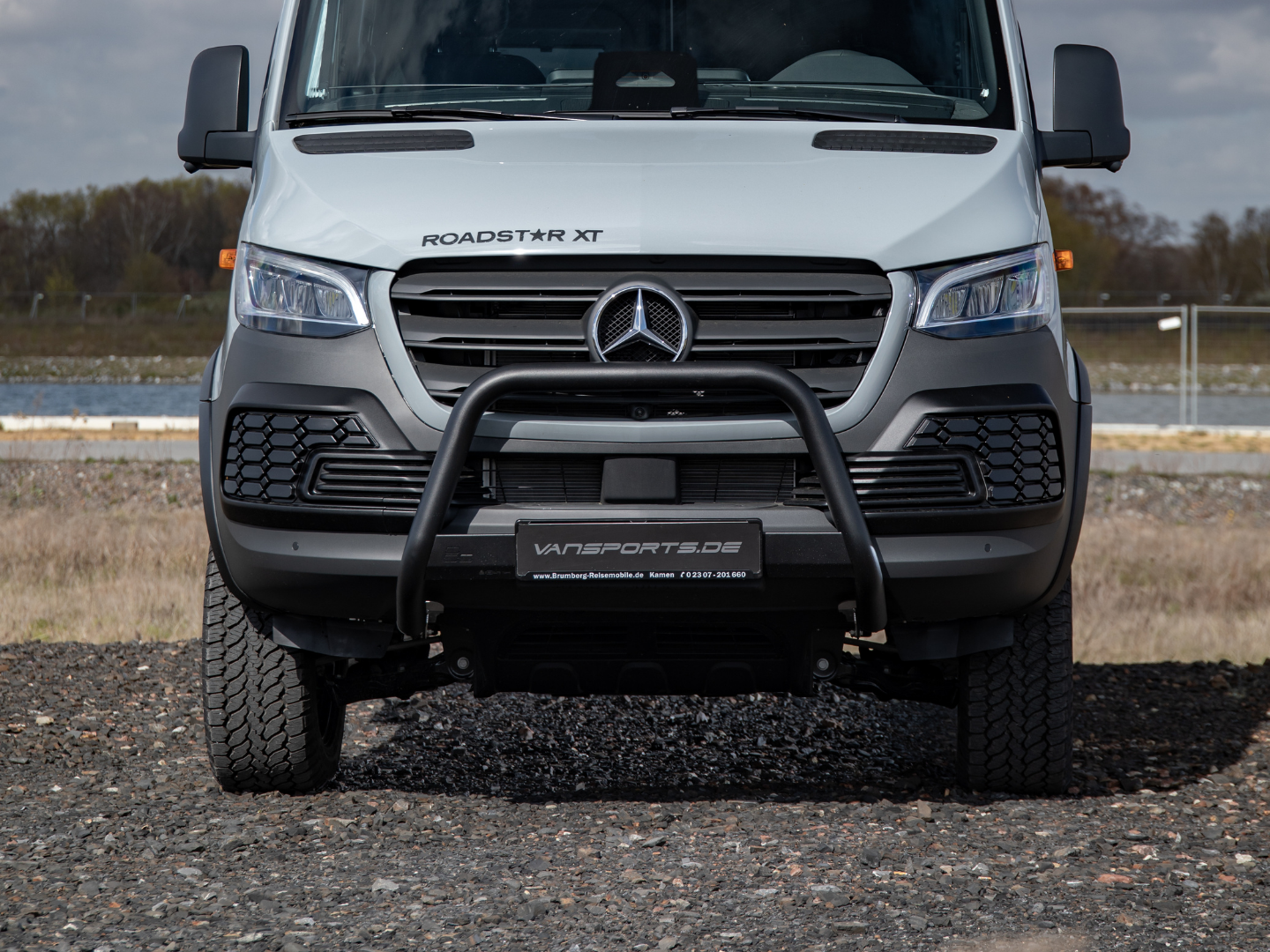 Edelstahl-Frontbügel für Mercedes-Benz Sprinter 907