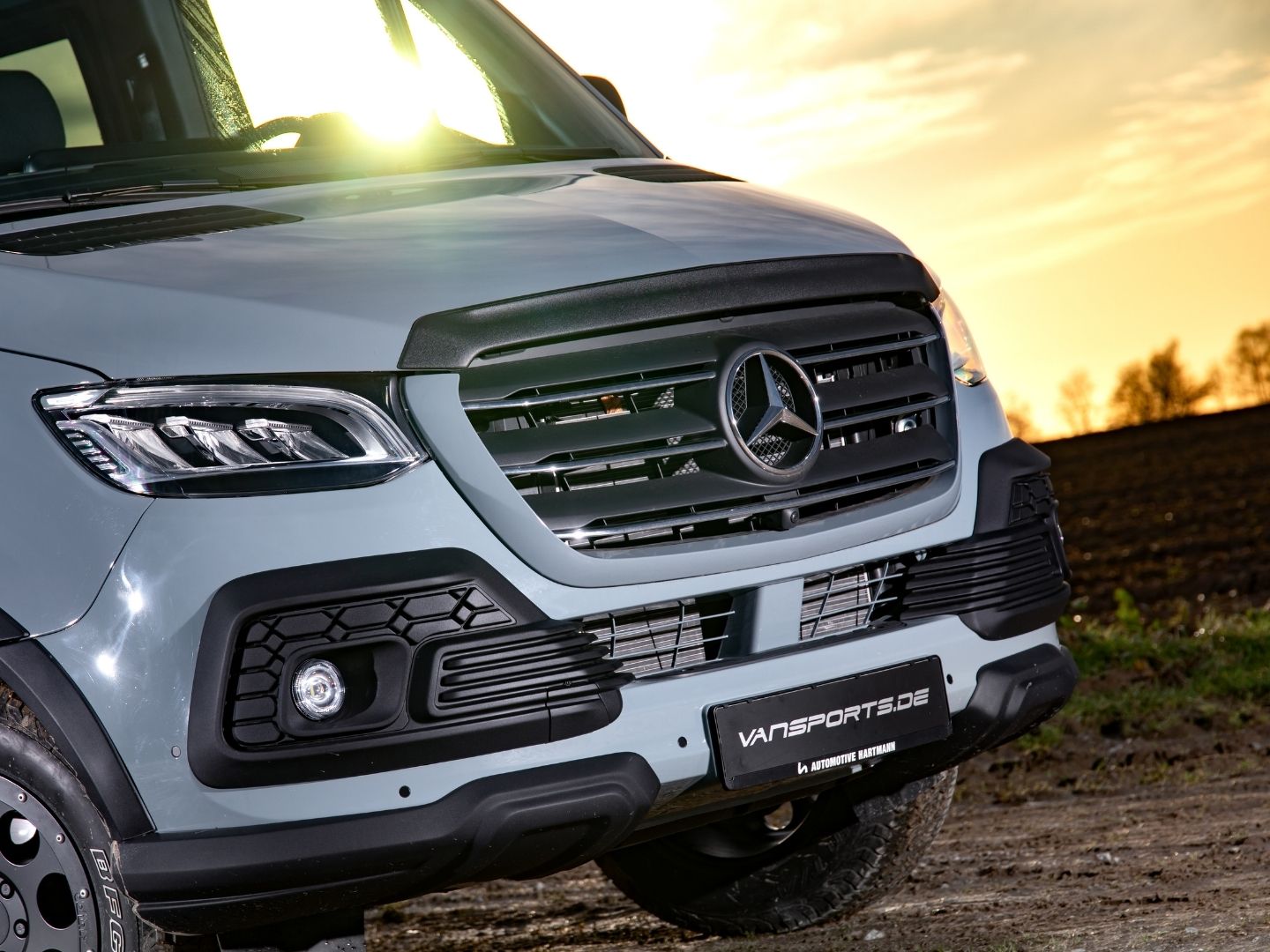 Motorhauben-Aufsatz für Sprinter 907 und 910