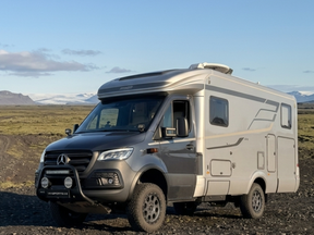 Edelstahl-Frontbügel für Mercedes-Benz Sprinter 907