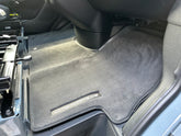 Floor mat set for Sprinter 907