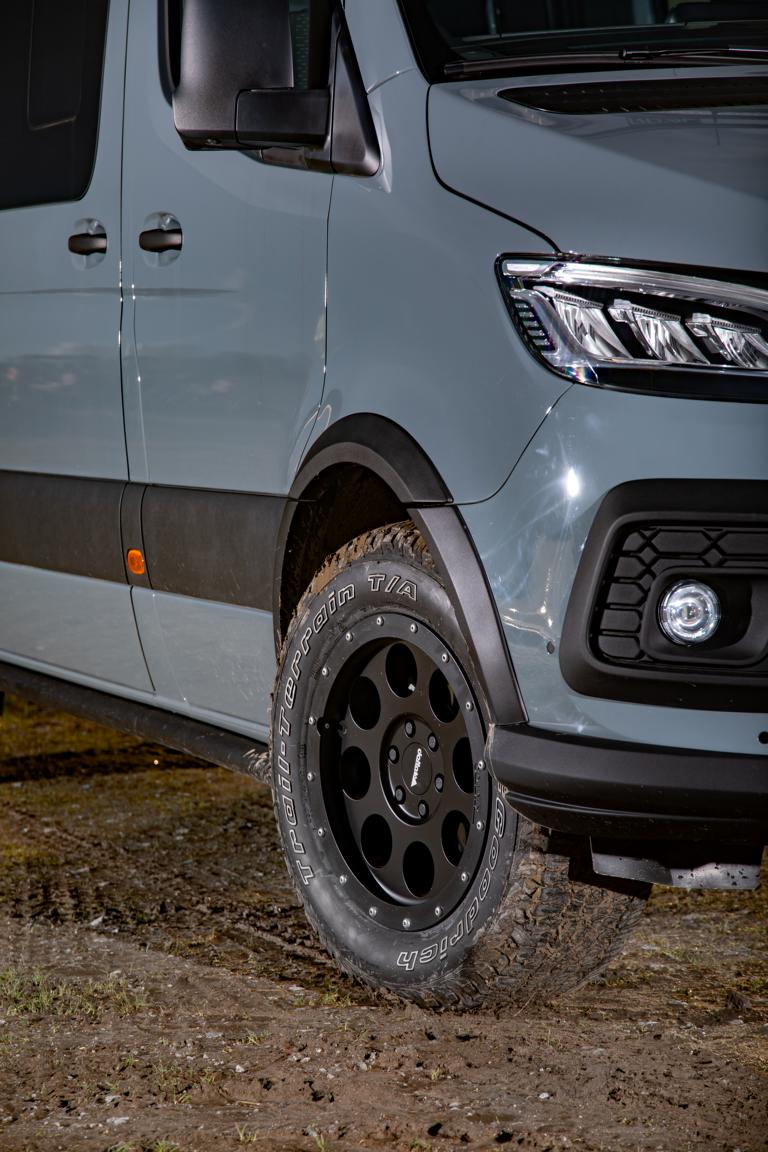 VANSPORTS Gravel-X: Offroad-Styling für den Mercedes Sprinter